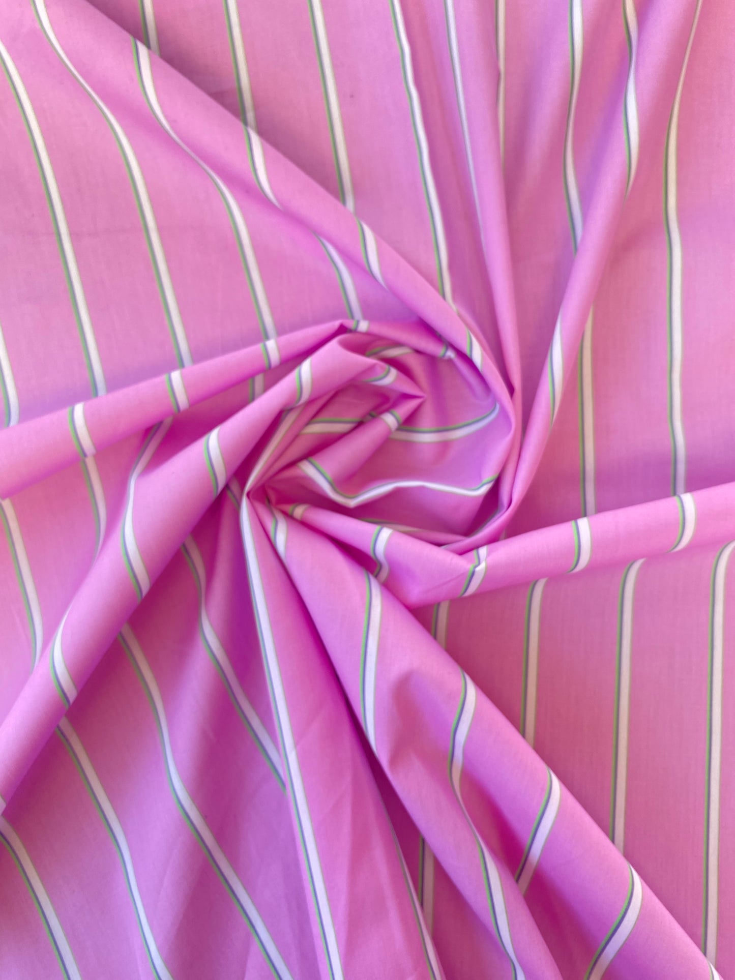 Popelina Rosa Lineas Blancas