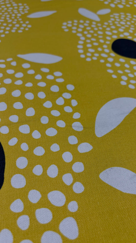 Canvas Yellow Points