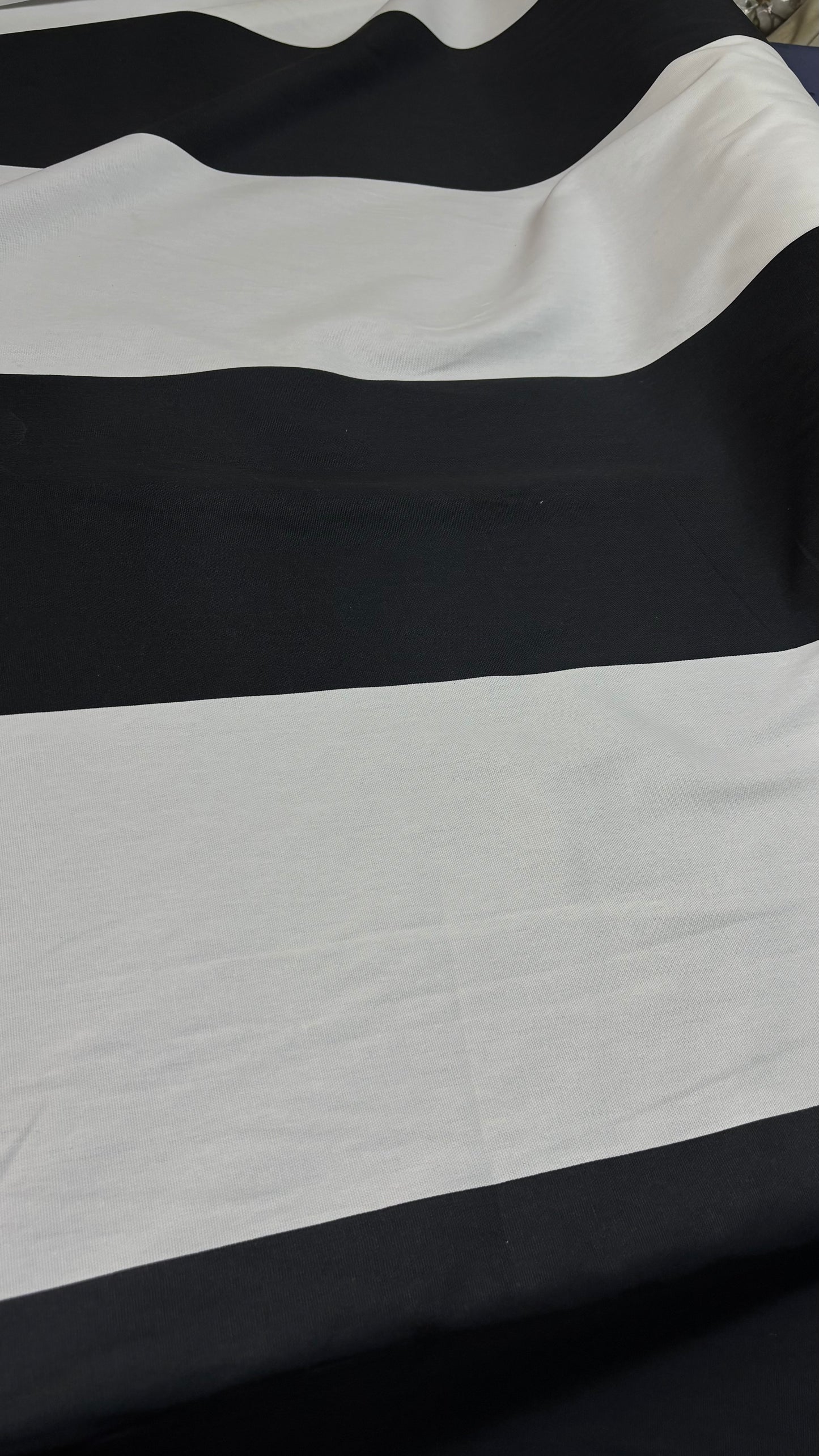 Tela Canvas Dark Blue Line