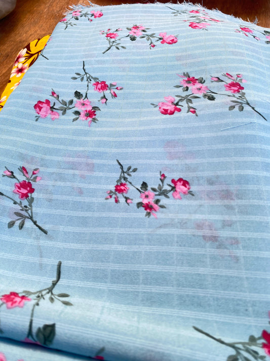 Gasa Chiffon Celeste Floreado
