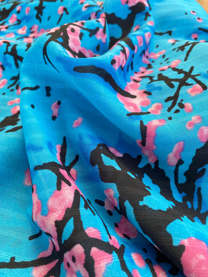 Gasa Chiffon Azul Flores de Cerezo